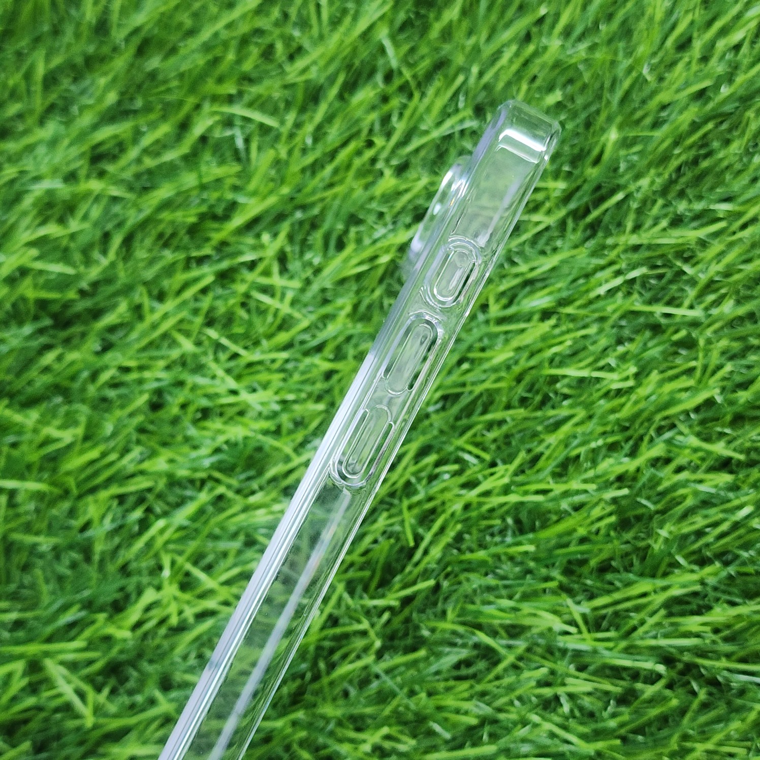 Пластиковый чехол Naturally Clear Case with MagSafe для iPhone 16e