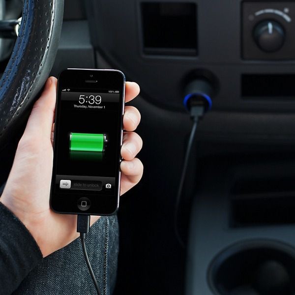 Автомобильное зарядное устройство Belkin Car Charger для iPhone/iPad