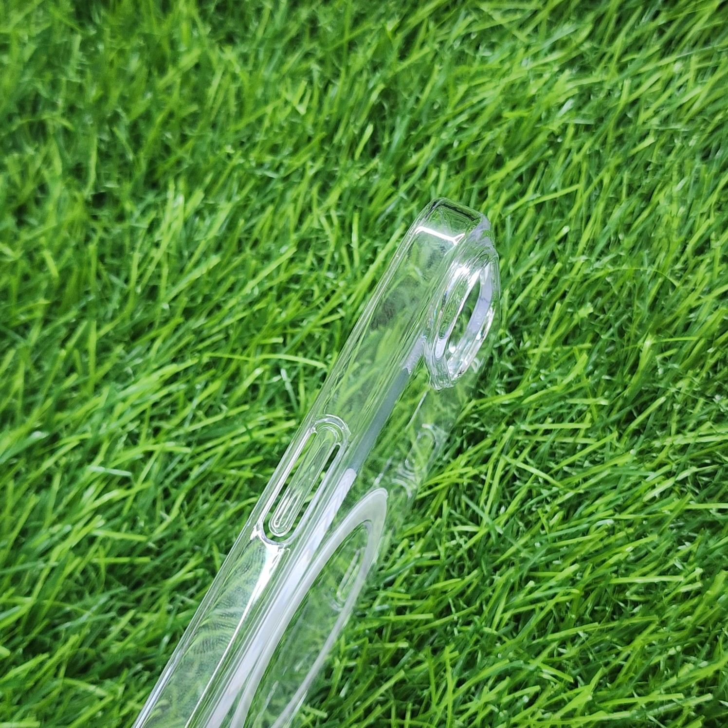 Пластиковый чехол Naturally Clear Case with MagSafe для iPhone 16e